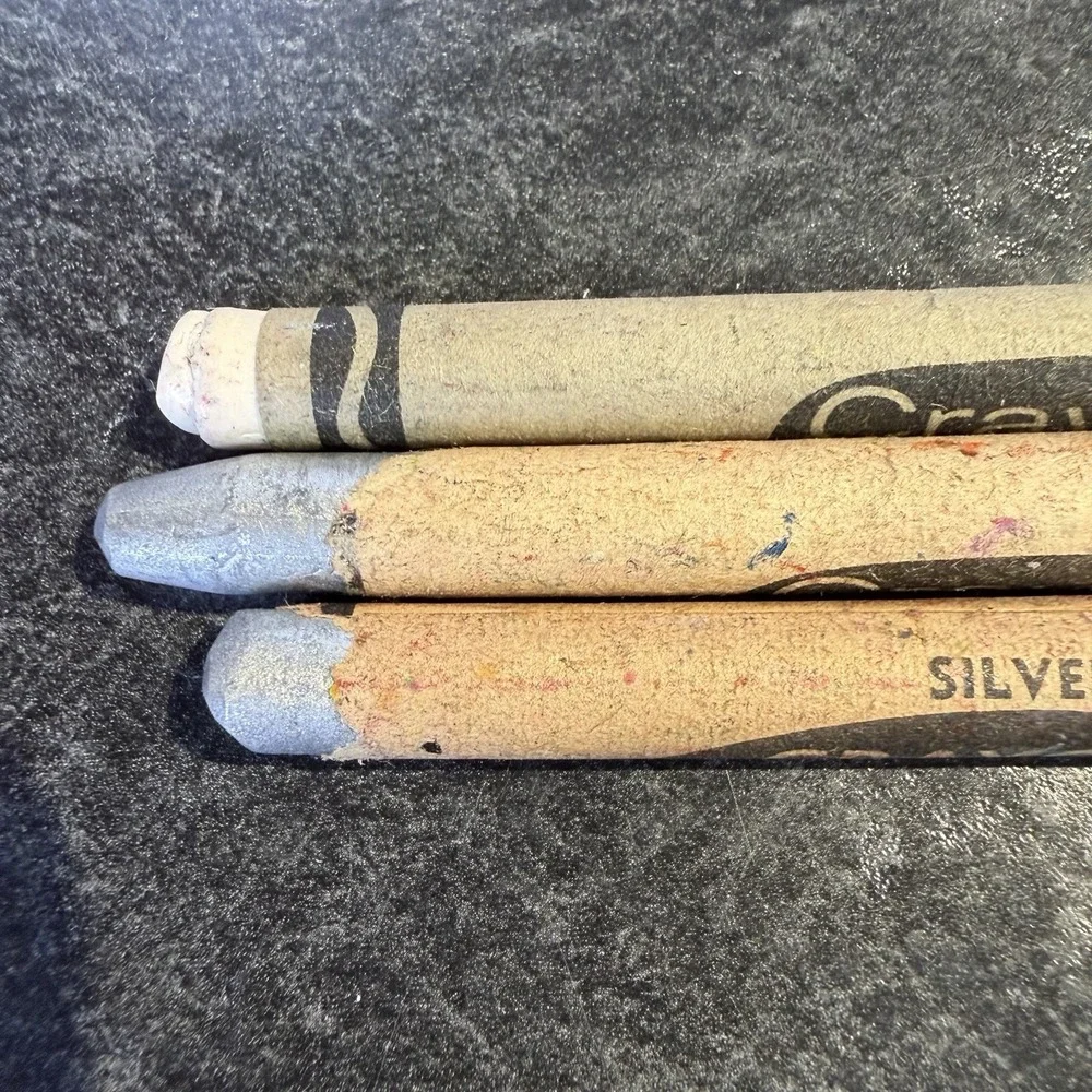Vtg Crayola Crayons Binney & Smith White Silver Gold Retired